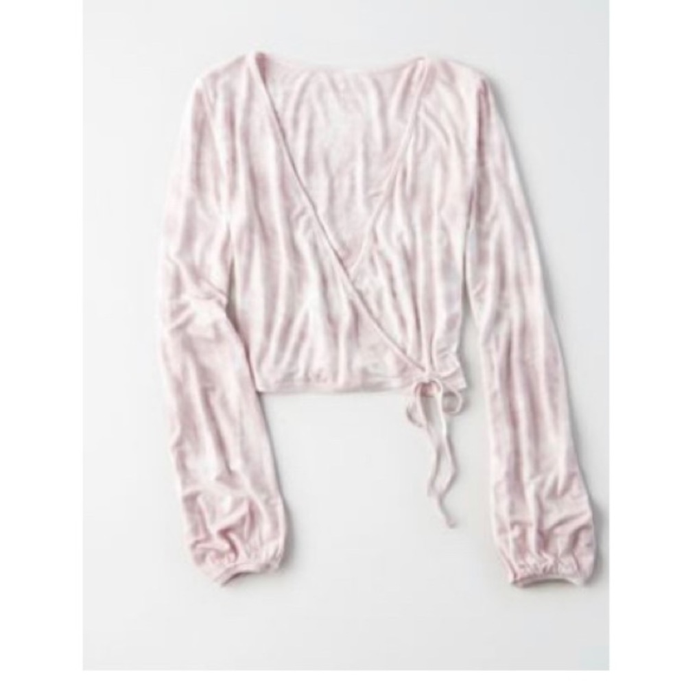 AE Long Sleeved Wrap Crop Top